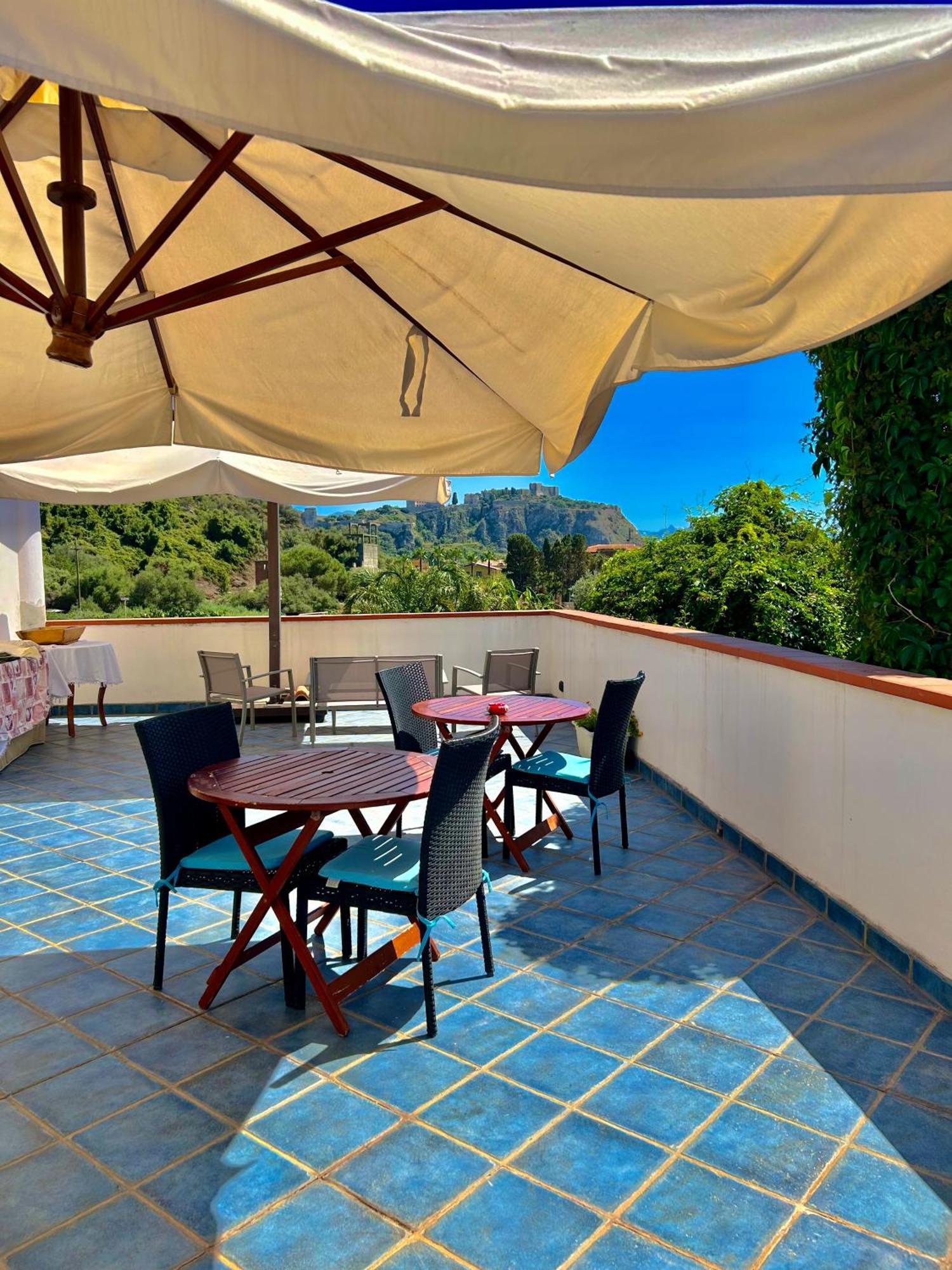 B&B Villa Rodriguez 밀라초 외부 사진