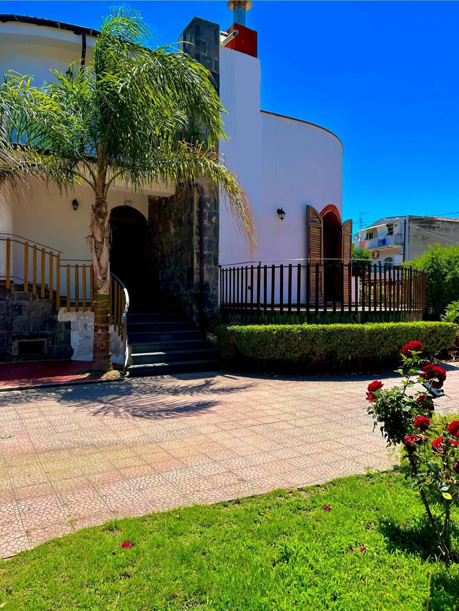 B&B Villa Rodriguez 밀라초 외부 사진