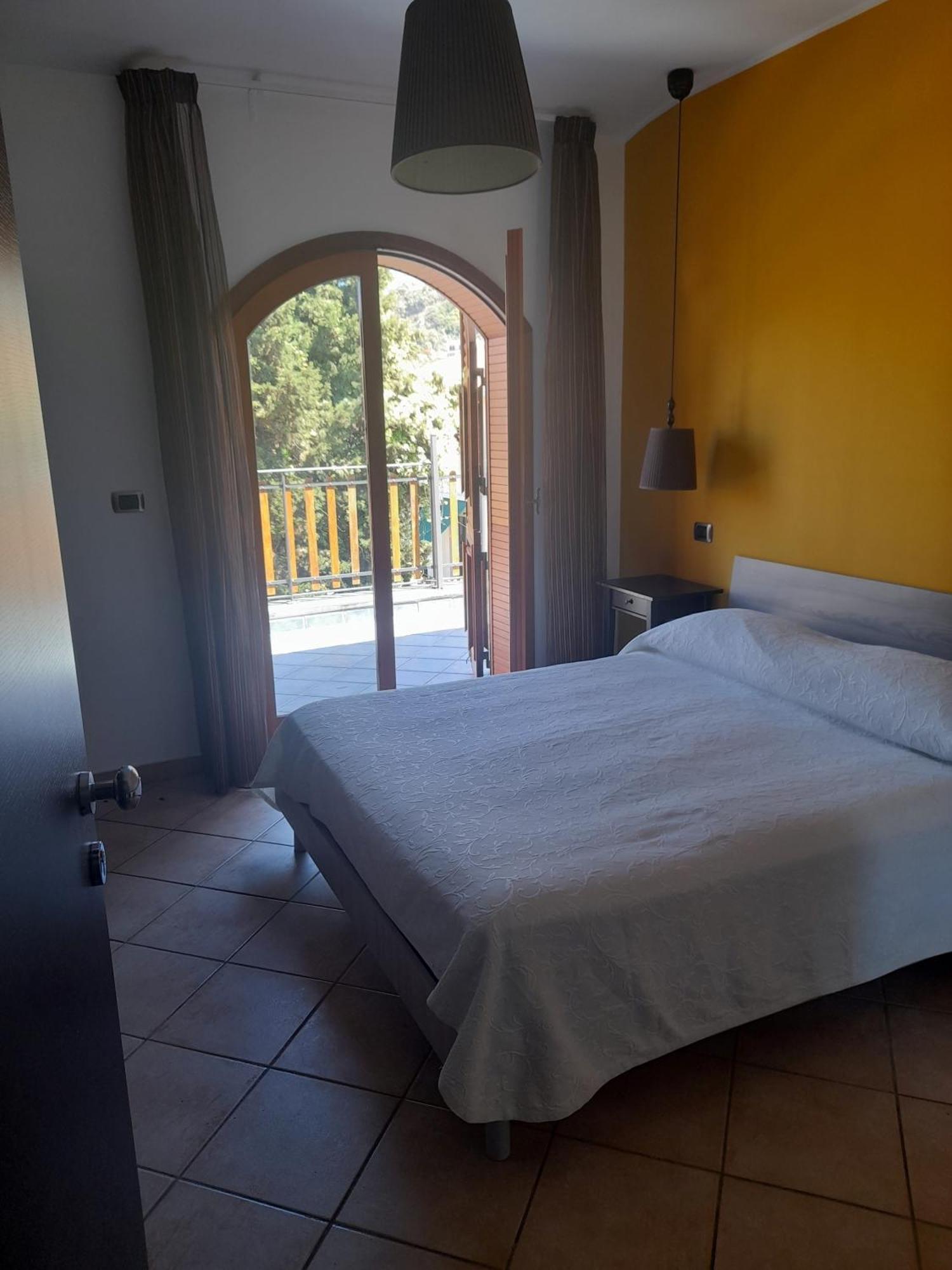 B&B Villa Rodriguez 밀라초 외부 사진
